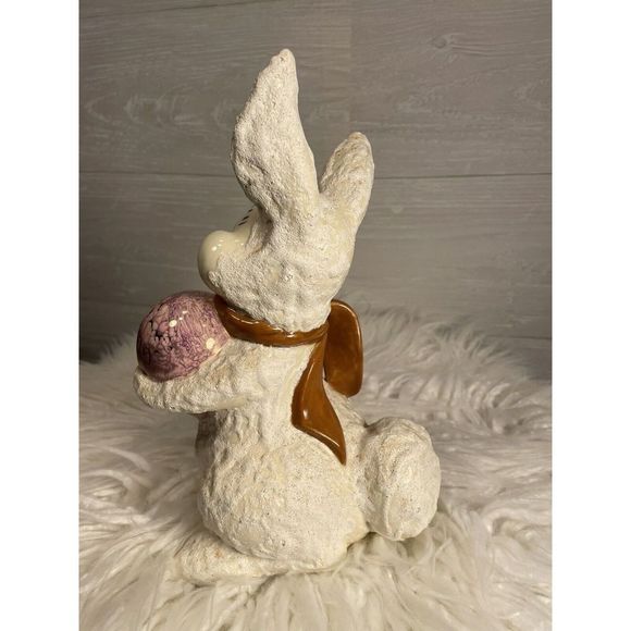 Atlantic Mold Easter Bunny With Egg - Picture 3 of 8